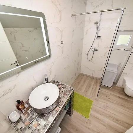 Magda Apartment *